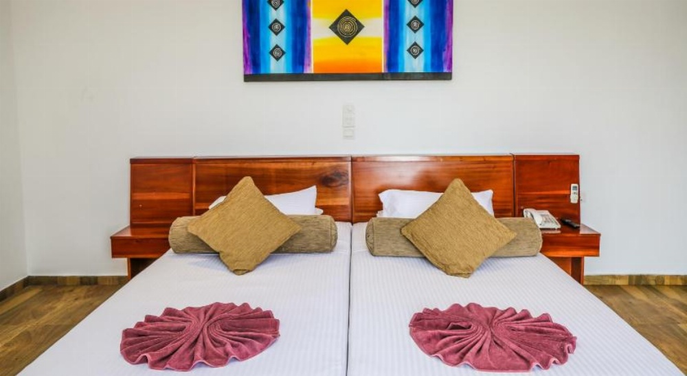 Oak Ray Regency Hotel